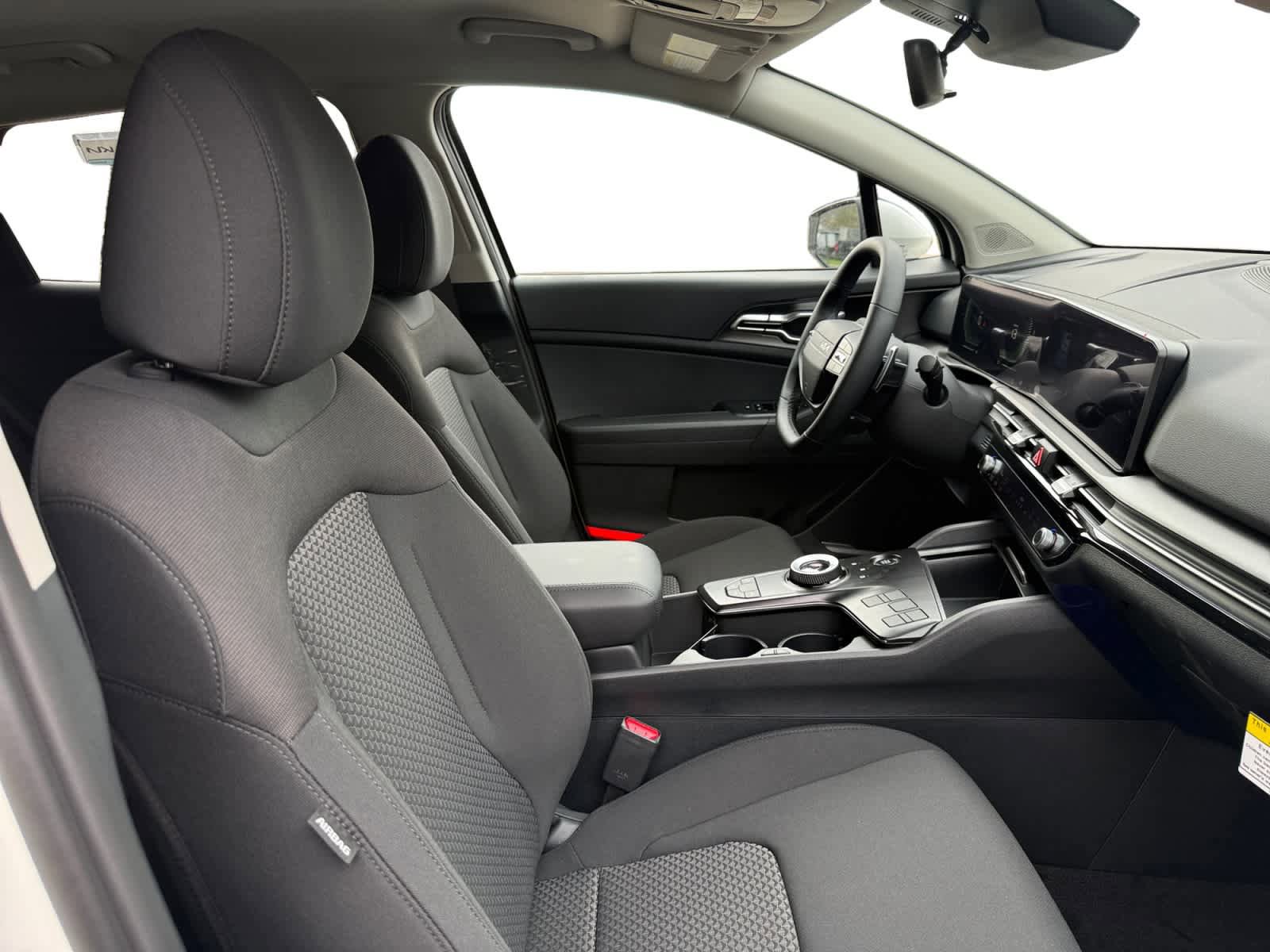 New 2026 Kia Sportage LX FWD image 15