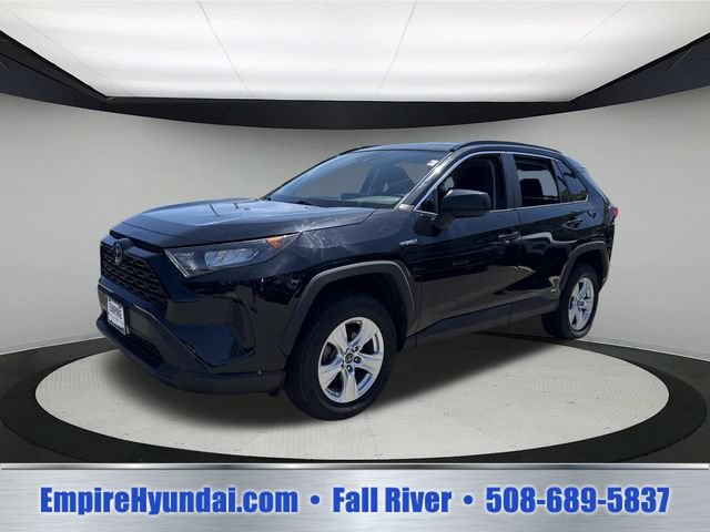 Used 2020 Toyota RAV4 LE AWD/4WD image 1