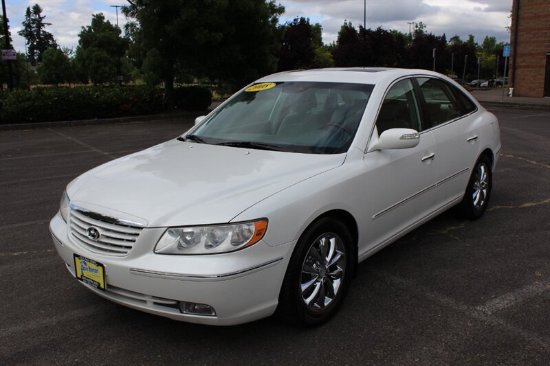 Used 2008 Hyundai Azera Limited FWD image 2