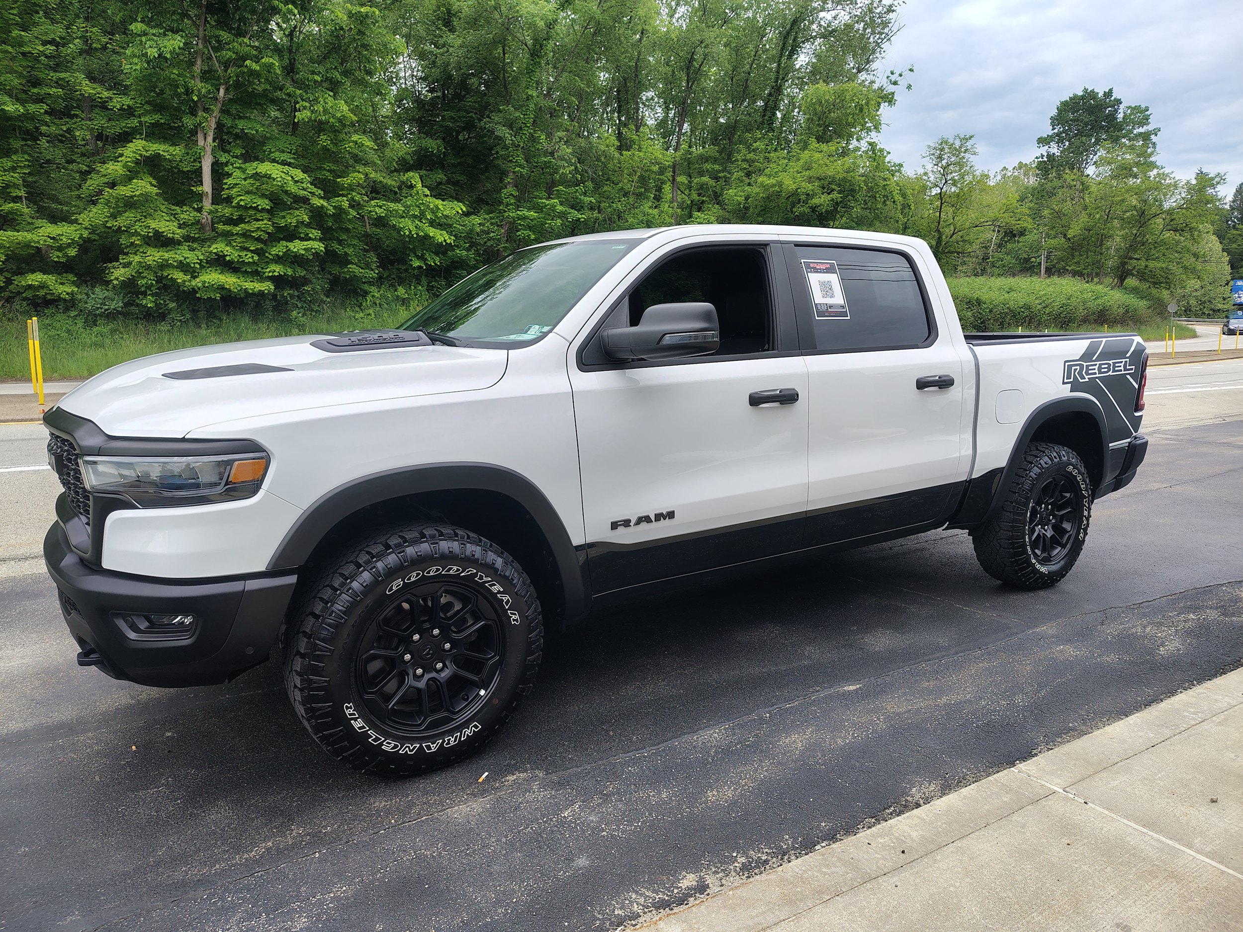 Certified 2026 RAM 1500 Rebel w/ Rebel Level 1 Equipment Group AWD/4WD image 4