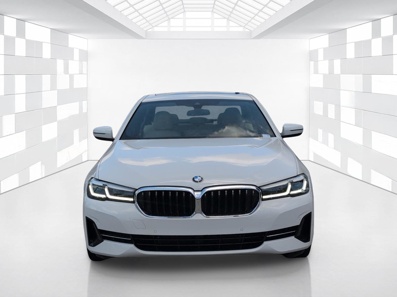 Used 2023 BMW 530i w/ Premium Package RWD image 2