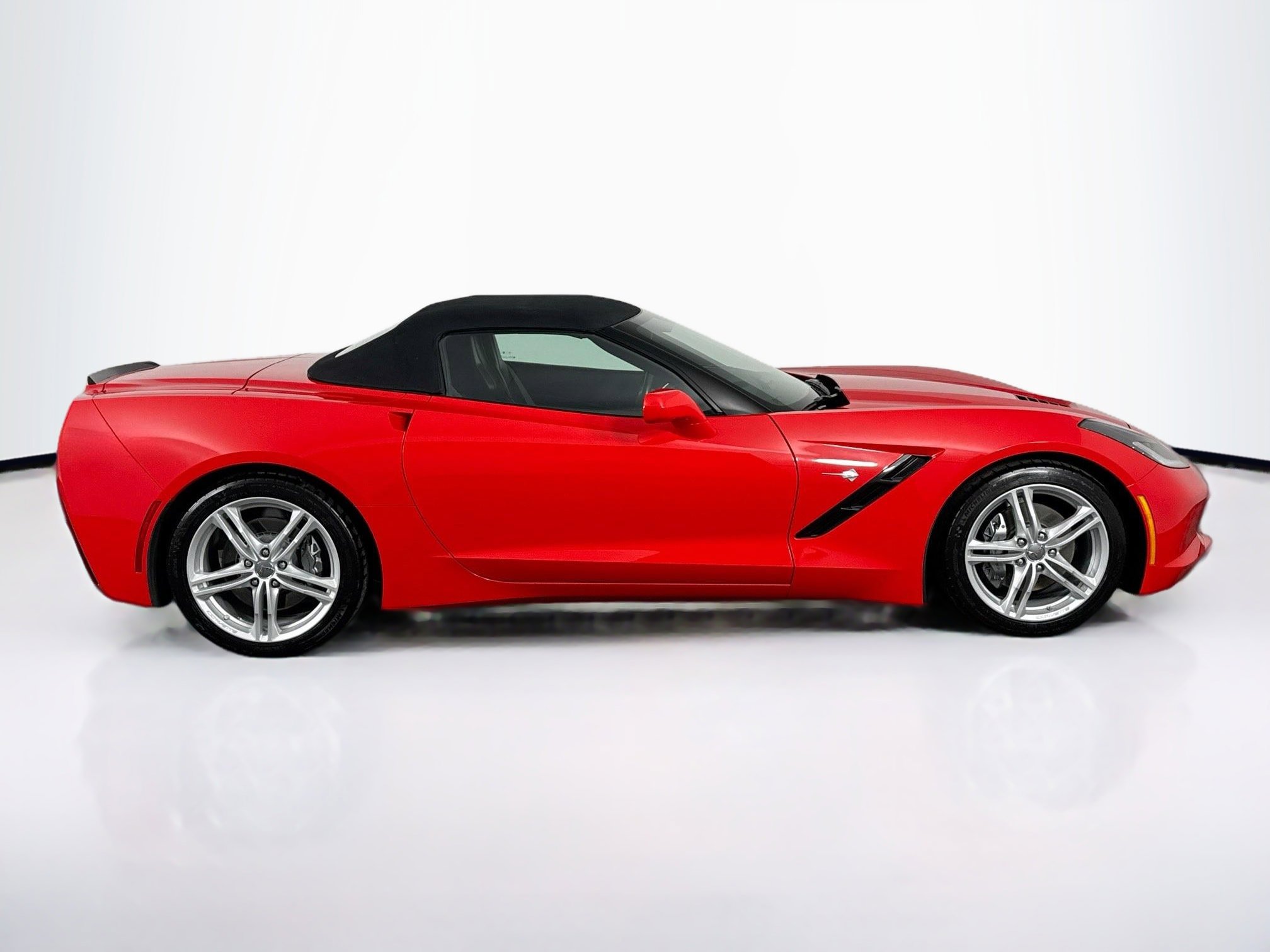 Used 2017 Chevrolet Corvette Stingray Convertible w/ 2LT Preferred Equipment Group RWD image 12