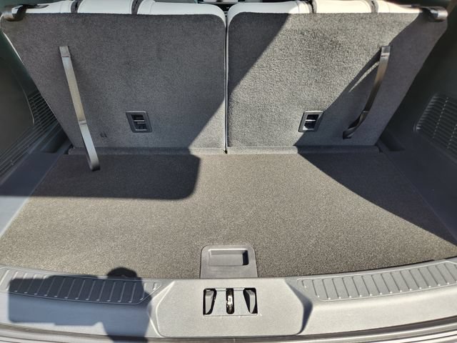 New 2026 Ford Explorer Active w/ Active Comfort Package RWD image 32