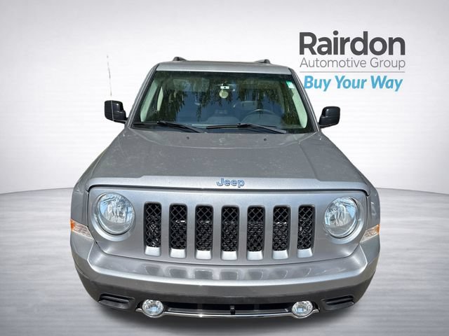 Used 2017 Jeep Patriot 4WD image 2