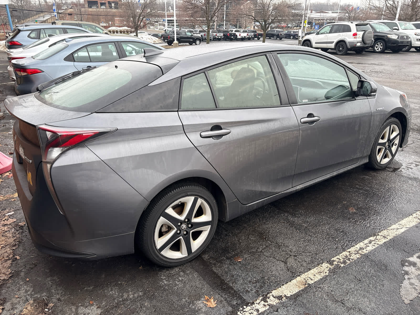 Used 2016 Toyota Prius Four Touring image 10