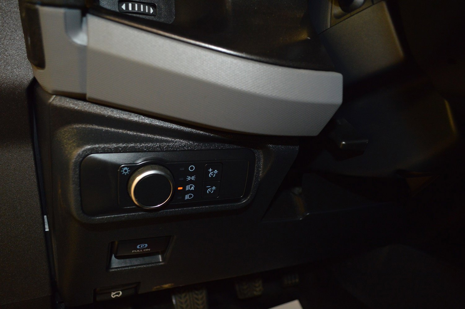 Used 2021 Ford Bronco Black Diamond image 16