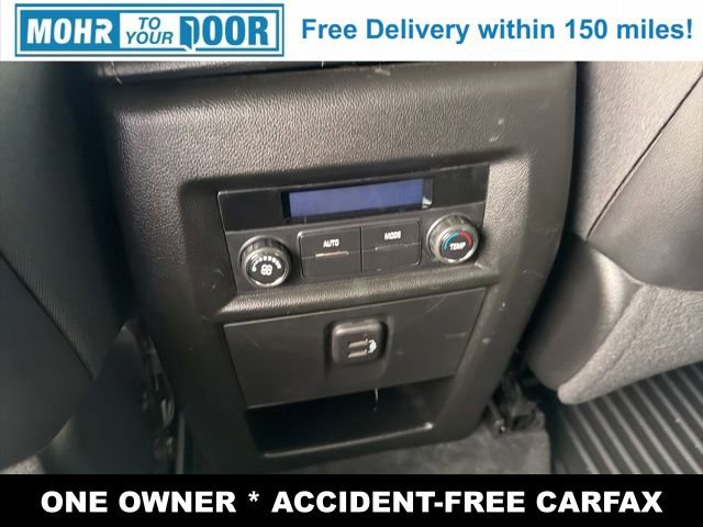 Used 2023 Chevrolet Traverse LT FWD image 30