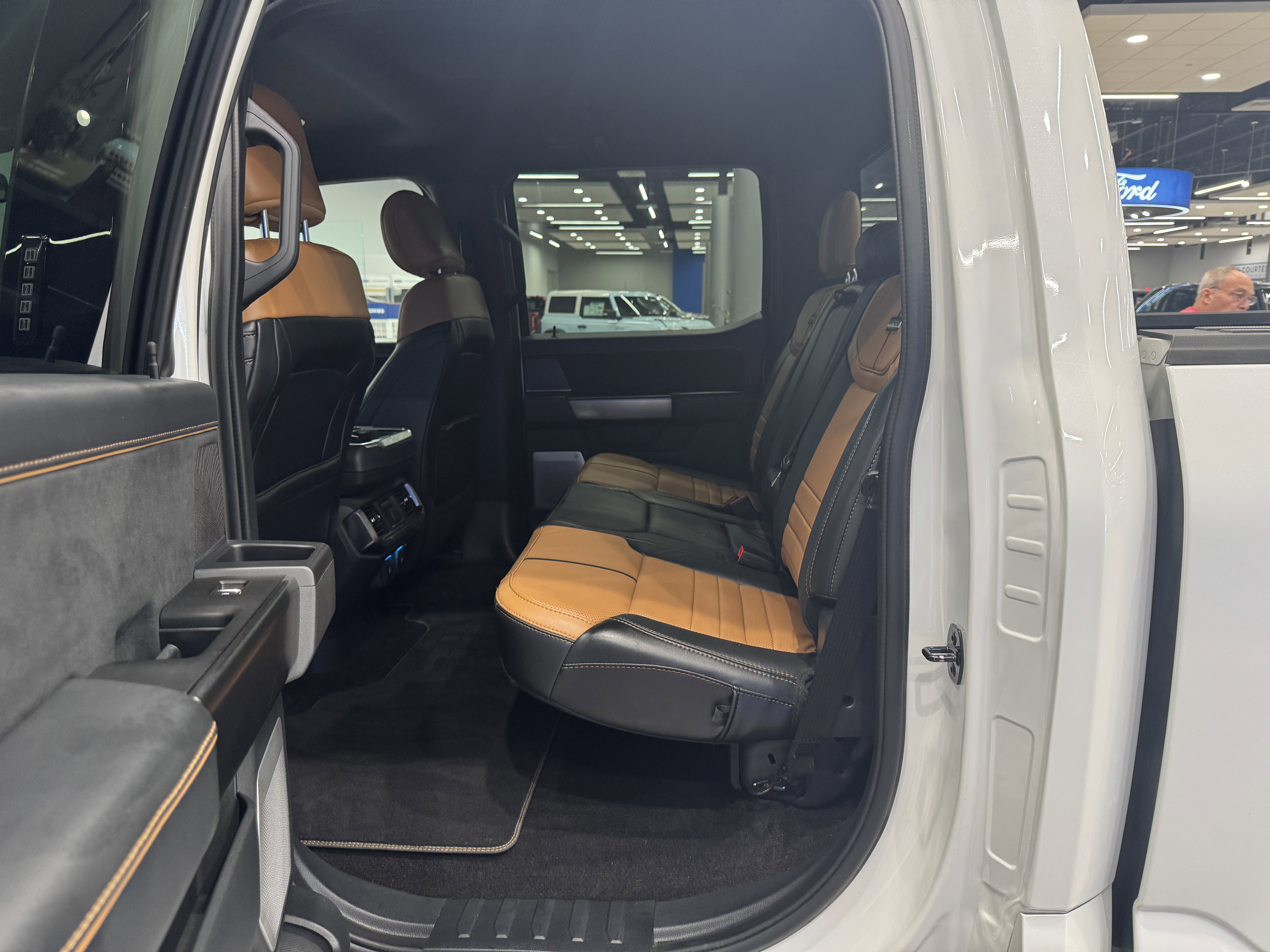 Used 2021 Ford F150 Platinum w/ Equipment Group 701A High image 11