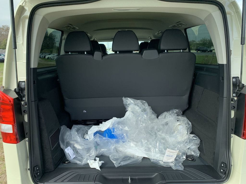 Certified 2023 Mercedes-Benz Metris Passenger image 10