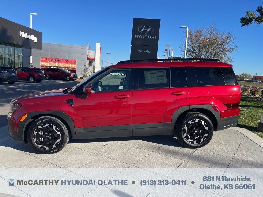 Used 2025 Hyundai Santa Fe SEL image 11