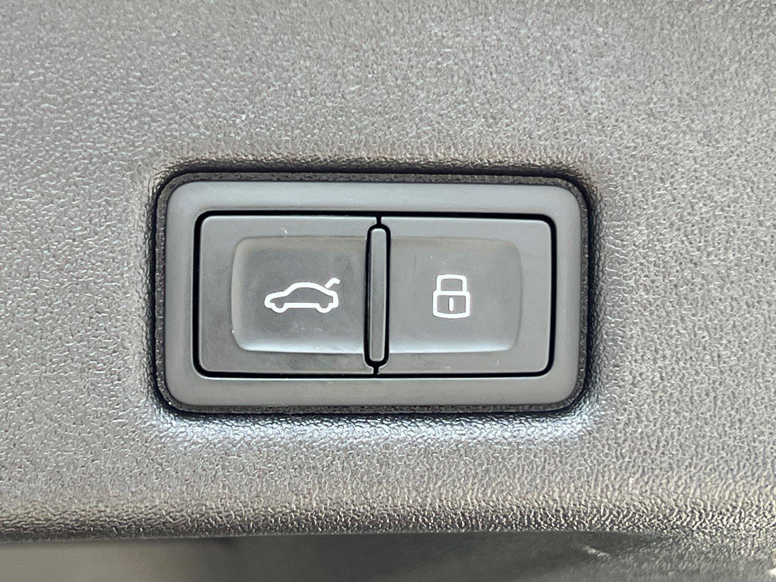 Certified 2025 Audi Q5 Premium Plus w/ Premium Plus AWD/4WD image 19