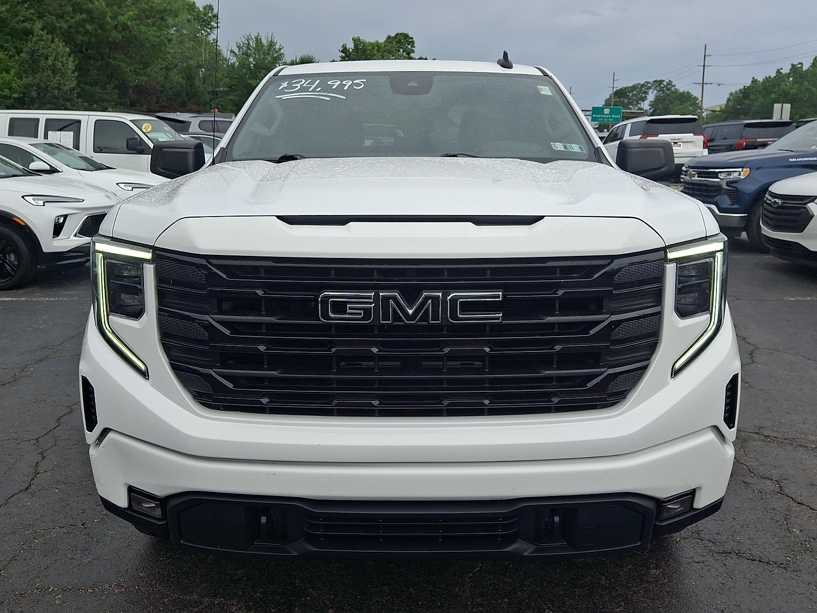 Used 2022 GMC Sierra 1500 Elevation w/ LPO, Elevation Black Package AWD/4WD video 2