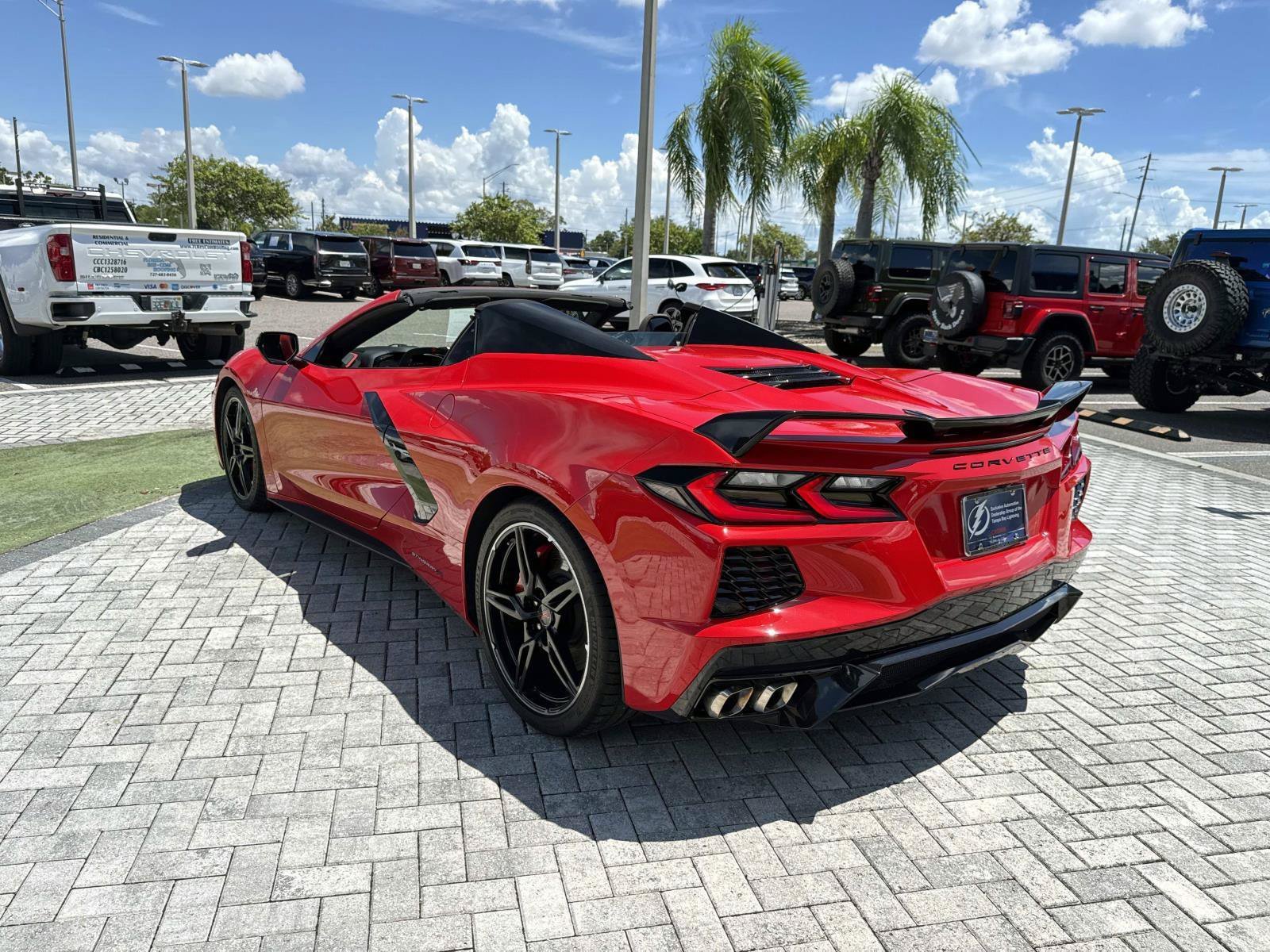Used 2022 Chevrolet Corvette Stingray Preferred Conv w/ Z51 Performance Package RWD image 4