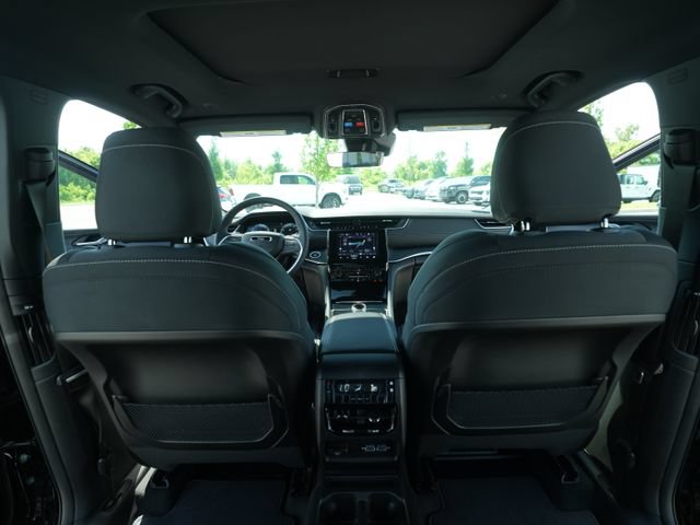 New 2026 Jeep Grand Cherokee L 4WD image 25