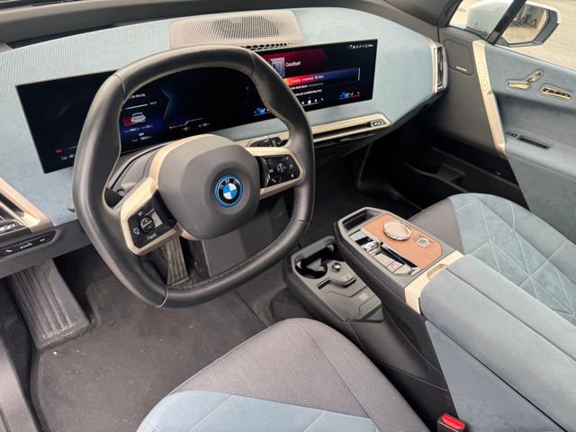 Certified 2025 BMW iX xDrive50 w/ Sport Package AWD/4WD image 17