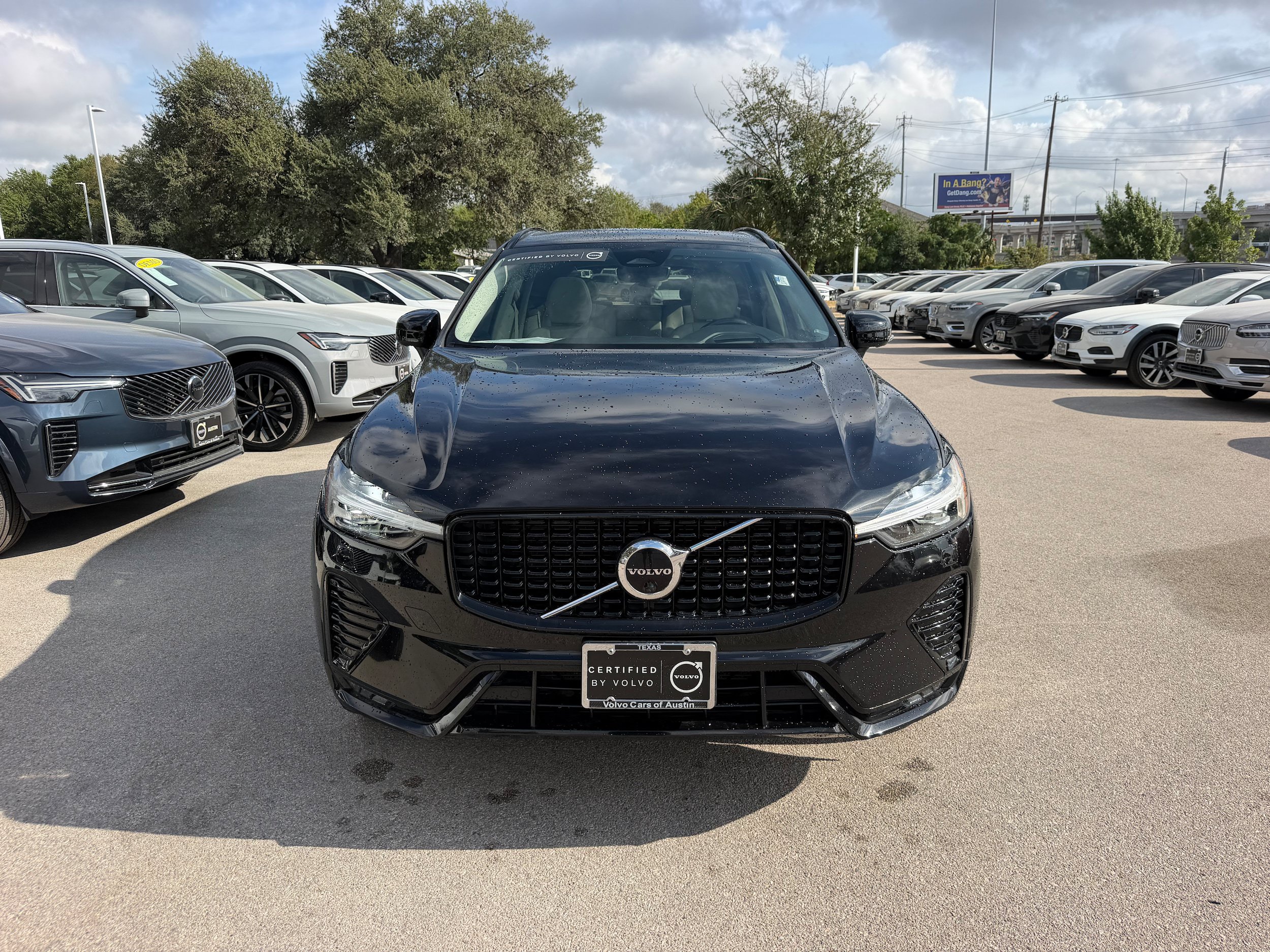 Certified 2023 Volvo XC60 B5 Ultimate w/ Climate Package AWD/4WD image 8