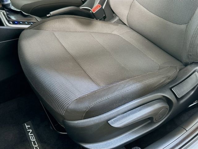 Used 2020 Hyundai Accent SEL image 9