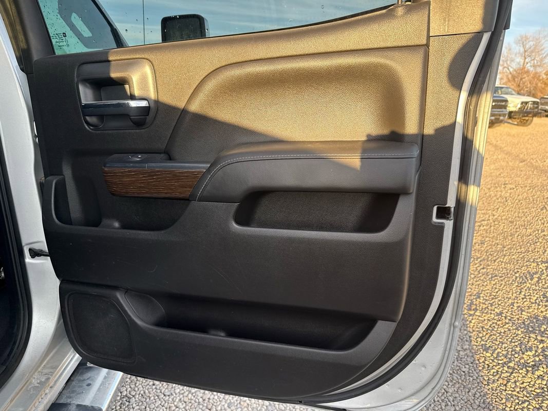 Used 2019 GMC Sierra 3500 Denali w/ Duramax Plus Package image 19