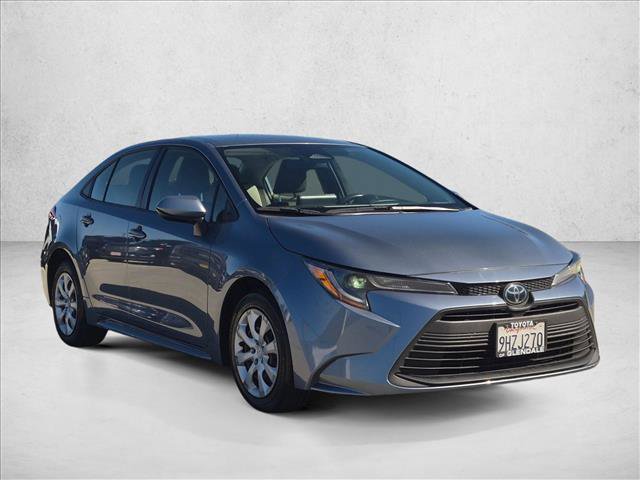 Used 2023 Toyota Corolla LE w/ Carpet Mat Package (TMS) FWD image 3