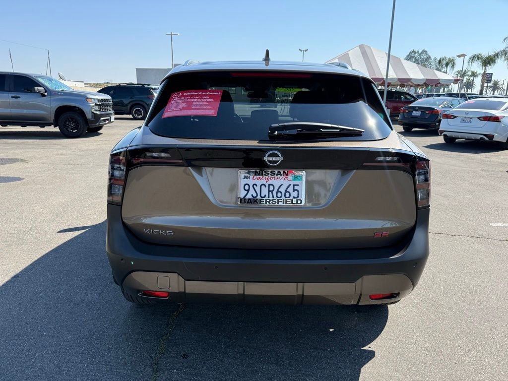 Used 2025 Nissan Kicks SR image 5