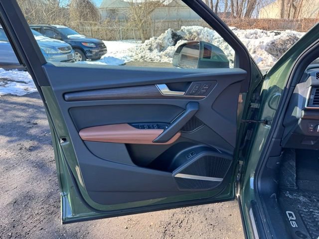 Certified 2025 Audi Q5 2.0T Premium Plus w/ Premium Plus Package image 10