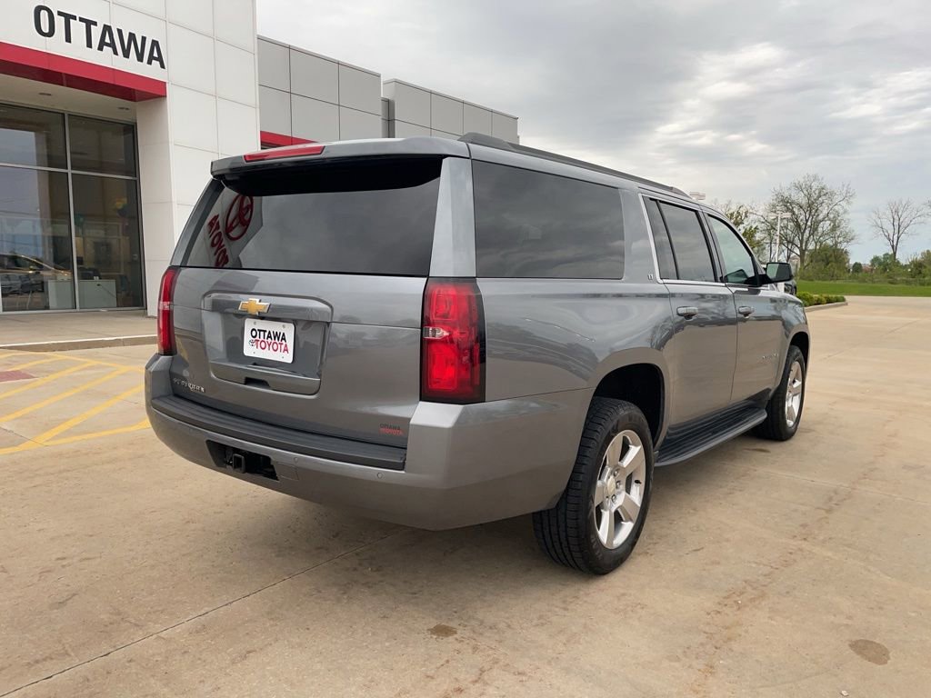 Used 2019 Chevrolet Suburban LT AWD/4WD image 6