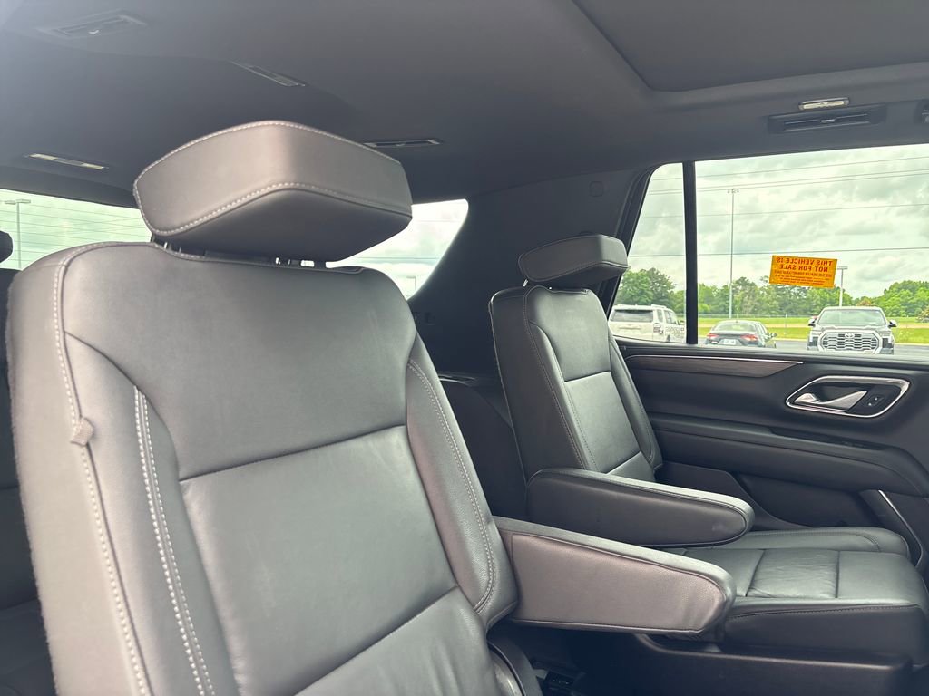 Used 2022 Chevrolet Tahoe LT w/ Luxury Package AWD/4WD image 28