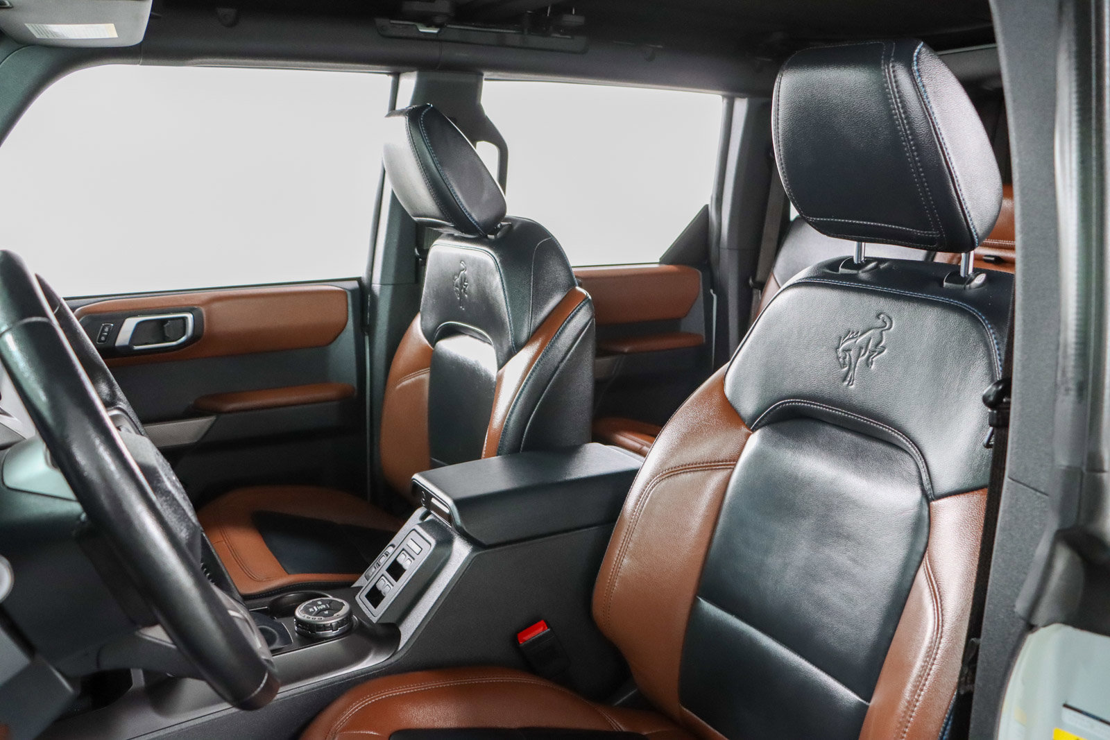 Used 2023 Ford Bronco Outer Banks image 27