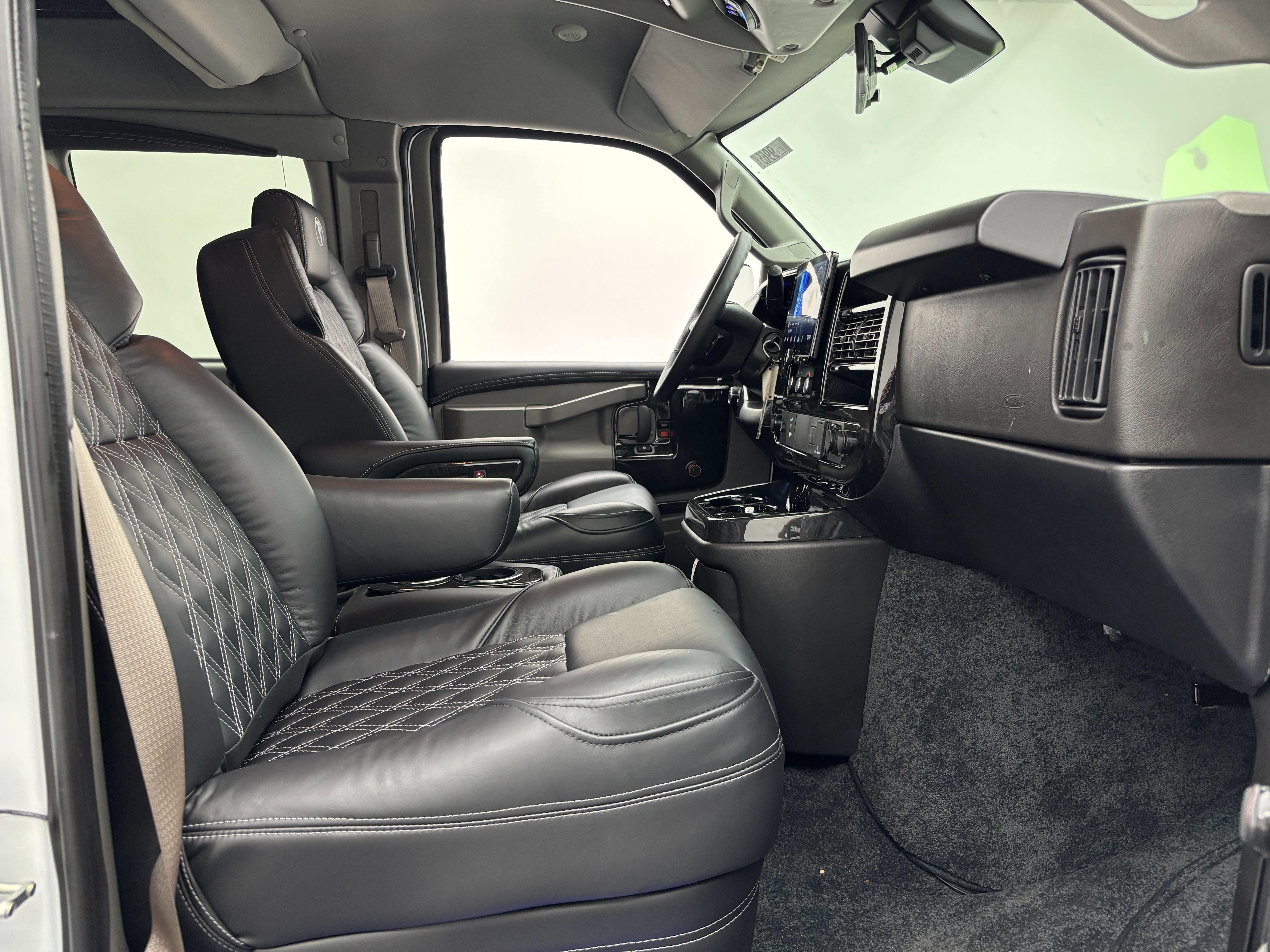 New 2026 GMC Savana 3500 Extended w/ Driver Convenience Package RWD image 24