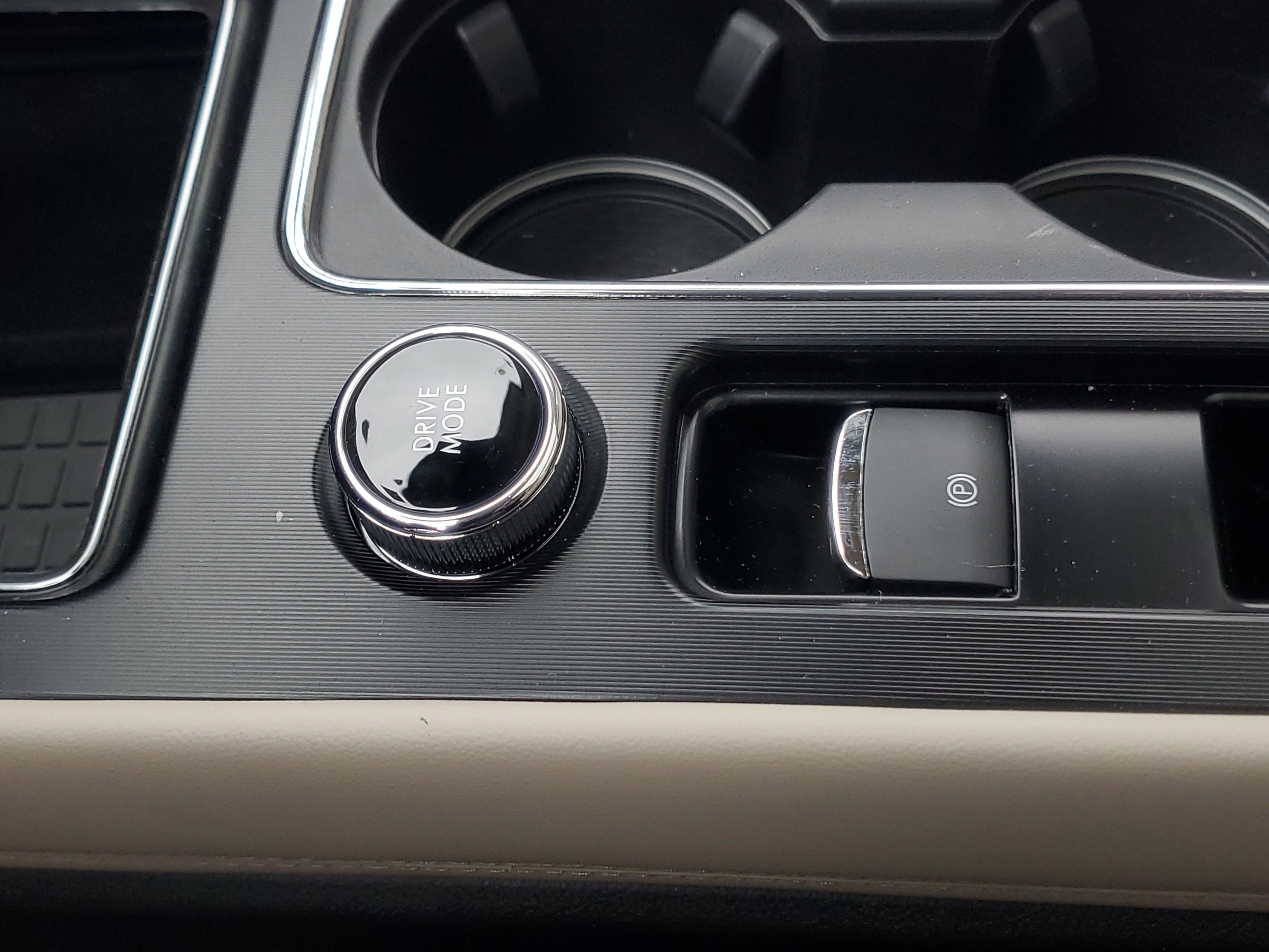 New 2026 Lincoln Corsair Premiere image 24