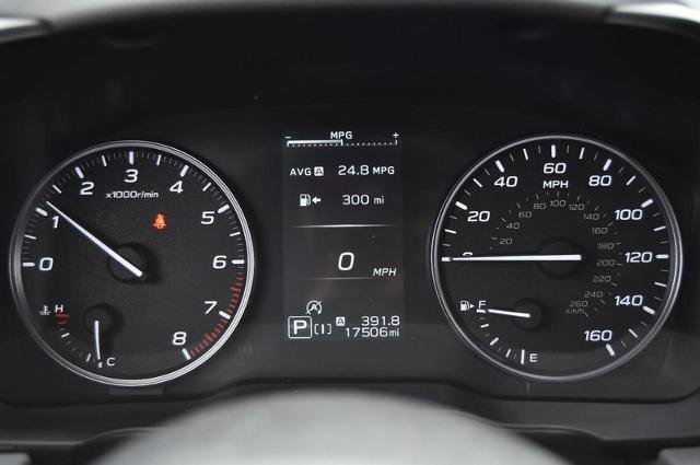 Used 2024 Subaru Crosstrek 2.0i Premium image 11