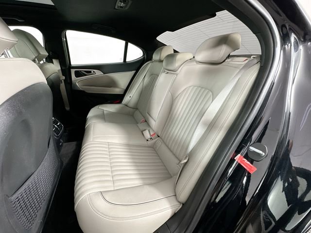 Used 2023 Genesis G70 2.0T w/ Sport Prestige Package image 28