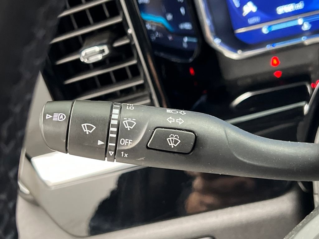 Used 2023 Chevrolet Silverado 1500 LT image 41