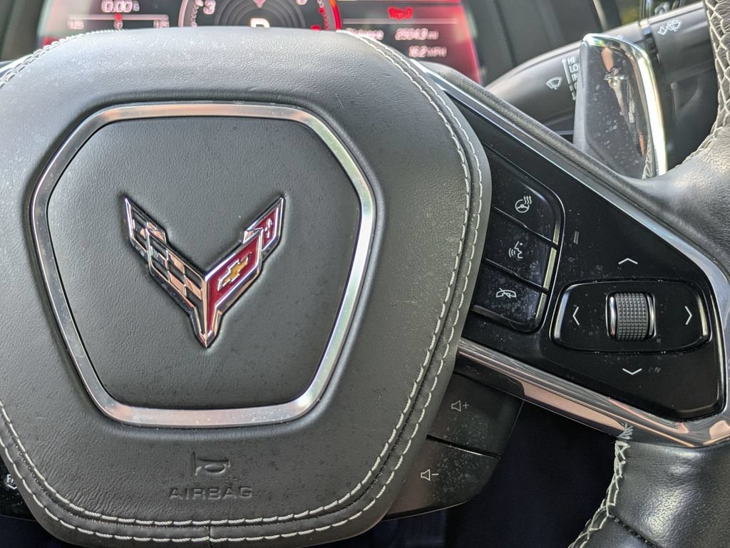 Used 2025 Chevrolet Corvette Stingray Preferred Cpe w/ Z51 Performance Package RWD image 15