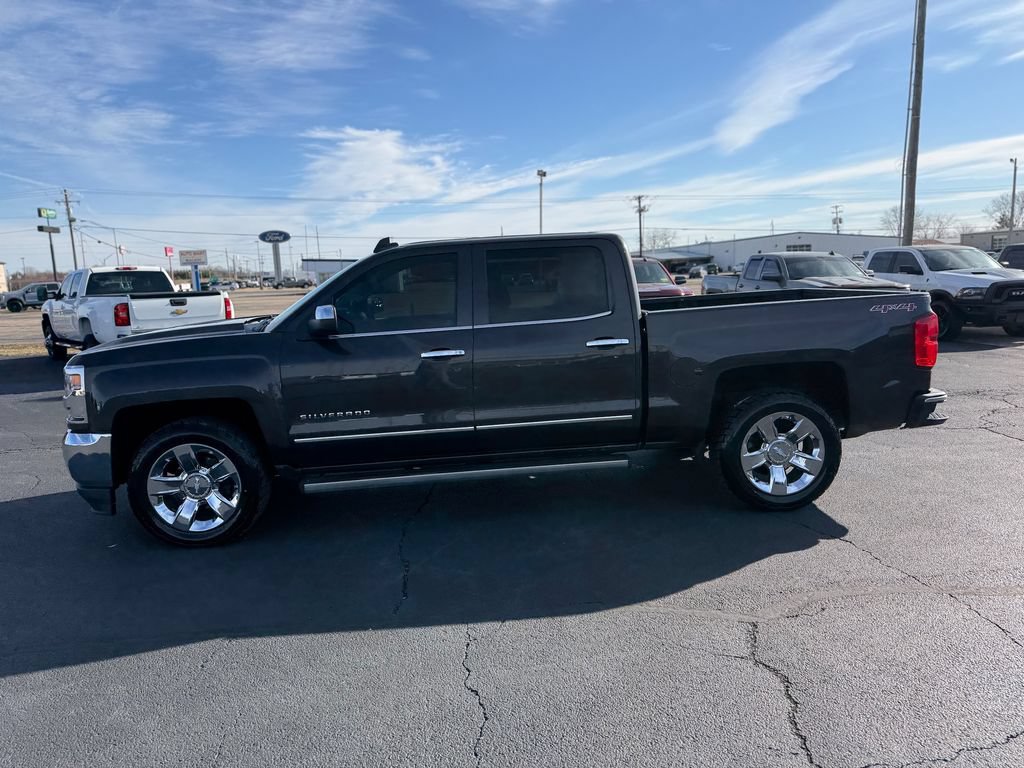 Used 2016 Chevrolet Silverado 1500 LTZ w/ LTZ Plus Package AWD/4WD image 23