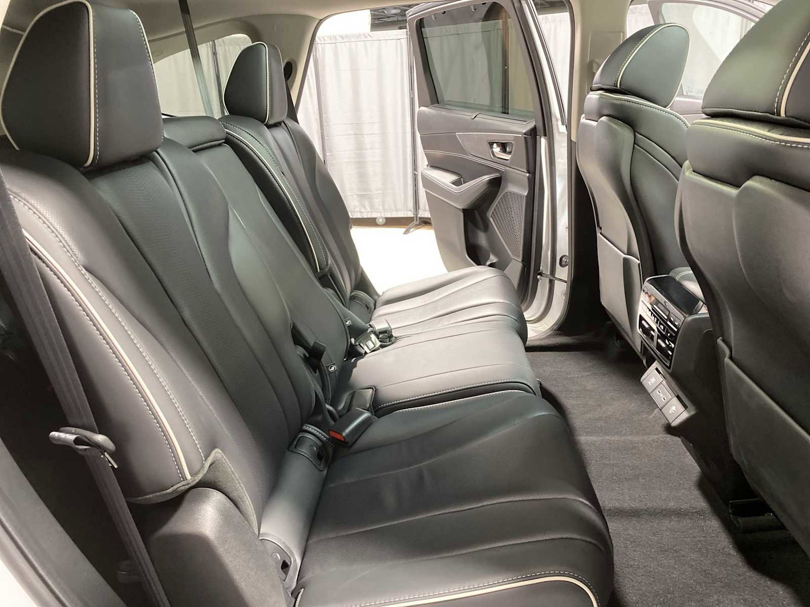 Certified 2023 Acura MDX SH-AWD w/ Advance Package image 13