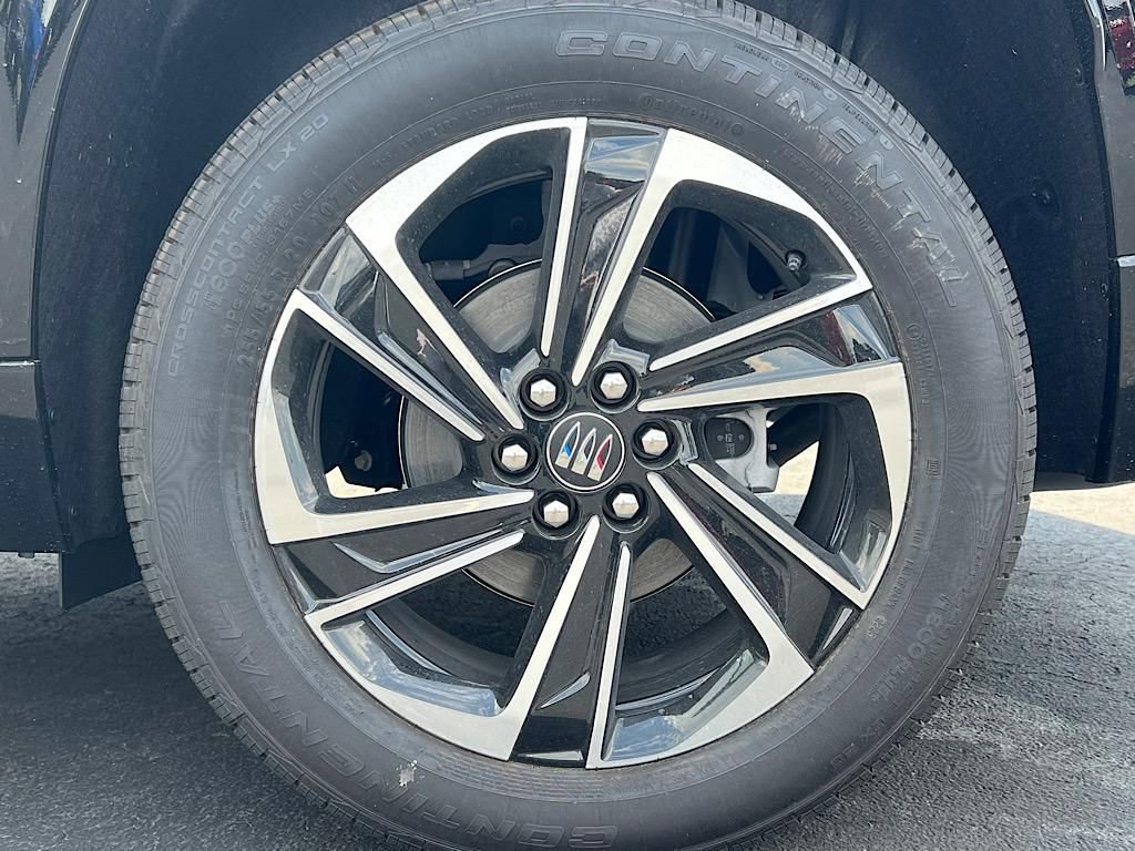 New 2025 Buick Enclave Sport Touring w/ Power Package image 28