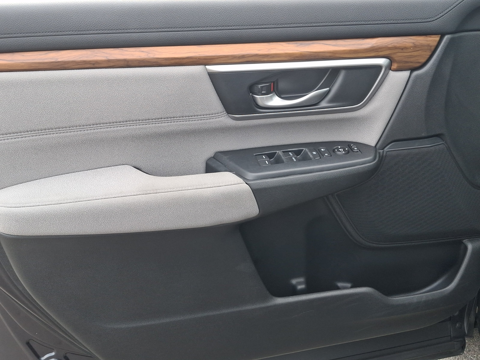 Used 2019 Honda CR-V EX image 11