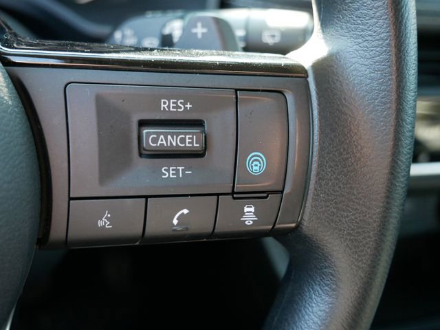 Used 2023 Nissan Rogue SV AWD/4WD image 26