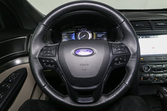 Used 2018 Ford Explorer XLT w/ Equipment Group 201A image 31