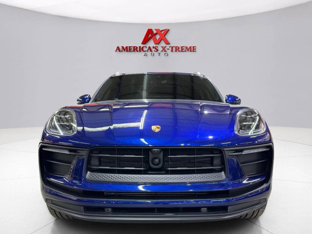 Used 2024 Porsche Macan image 10