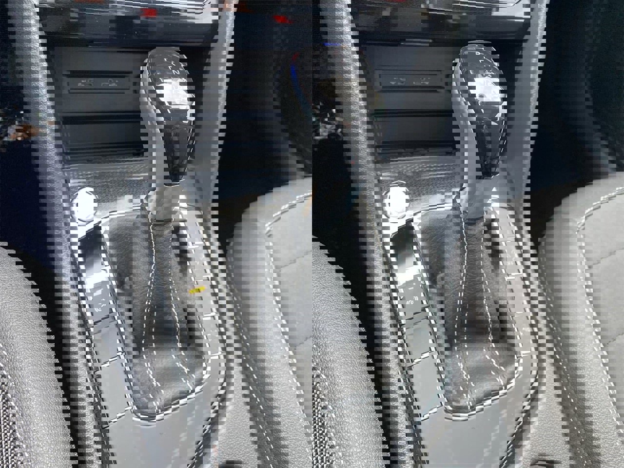 New 2026 Volkswagen Taos SE image 26