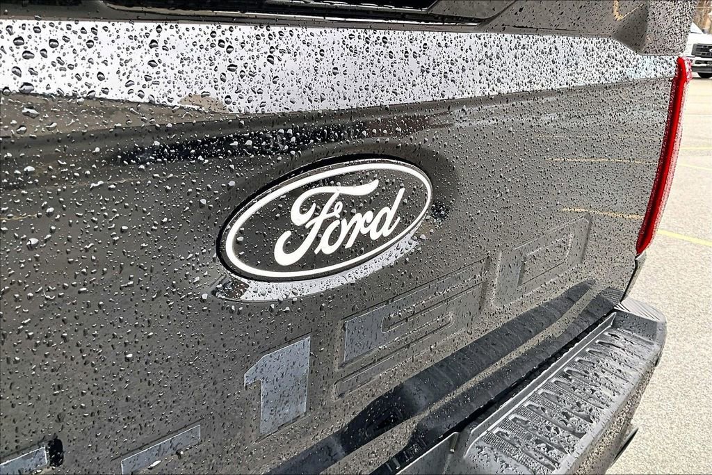 Certified 2025 Ford F150 Lariat w/ Equipment Group 501A Mid image 31