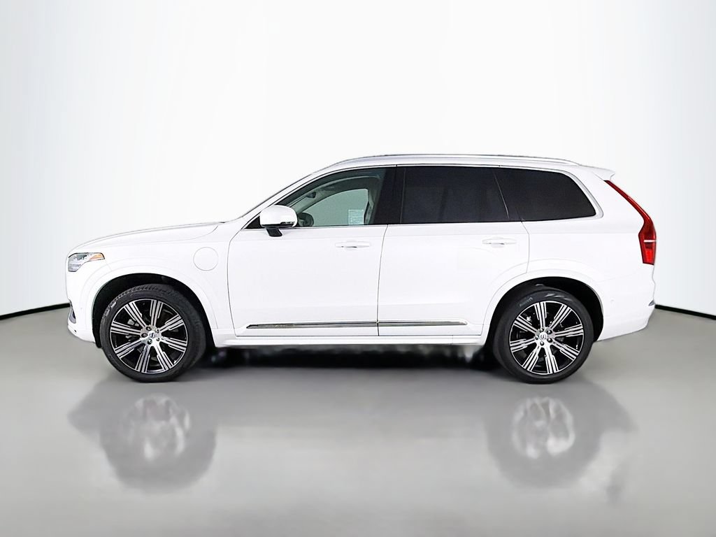 Used 2024 Volvo XC90 T8 Ultimate w/ Protection Package Premier AWD/4WD image 4