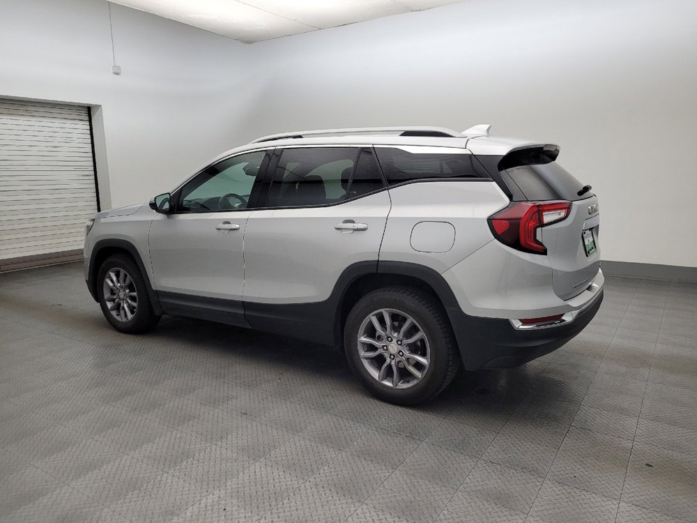 Used 2022 GMC Terrain SLT AWD/4WD image 3