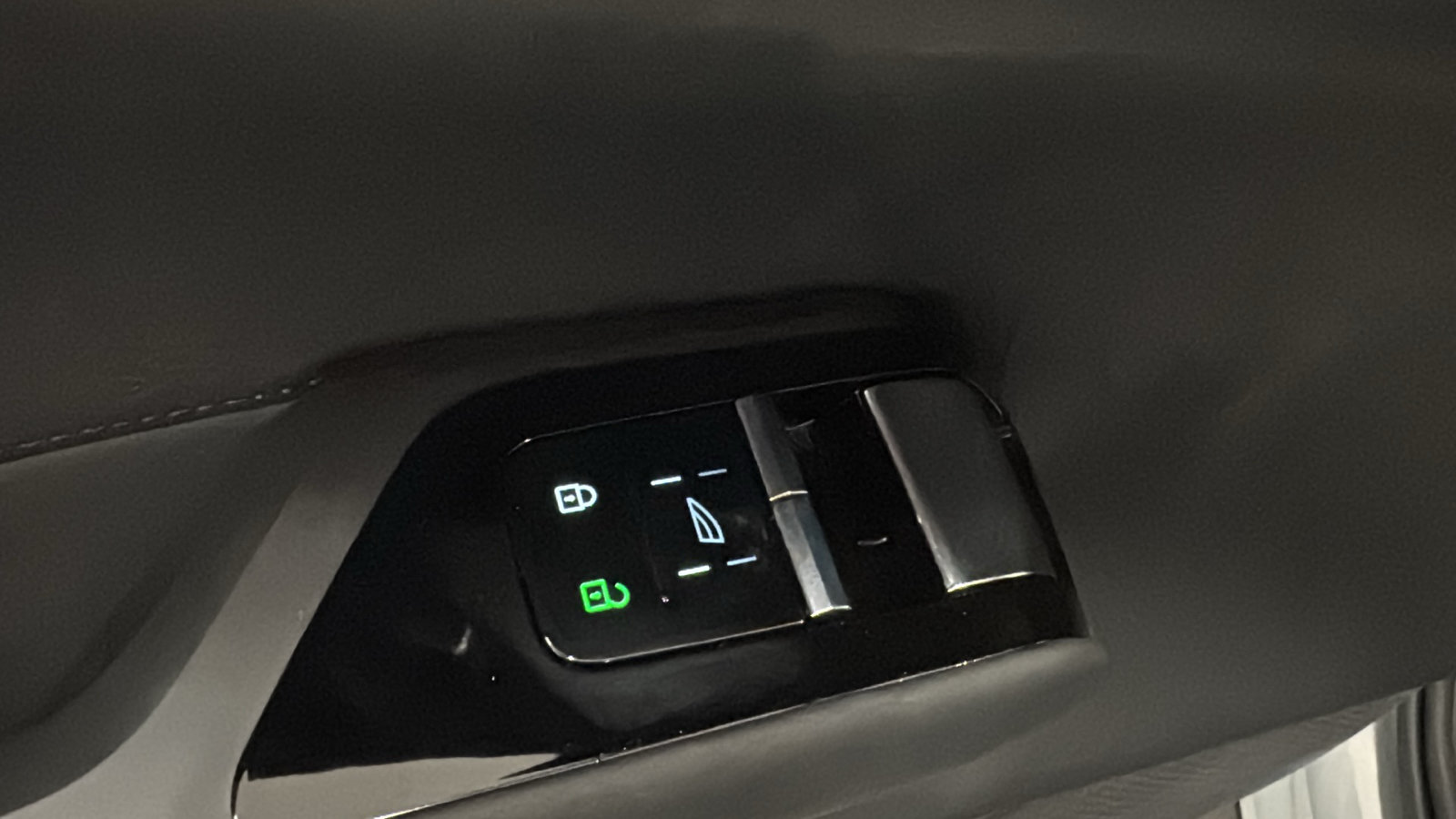 New 2026 Volvo EX90 Ultra AWD/4WD image 22