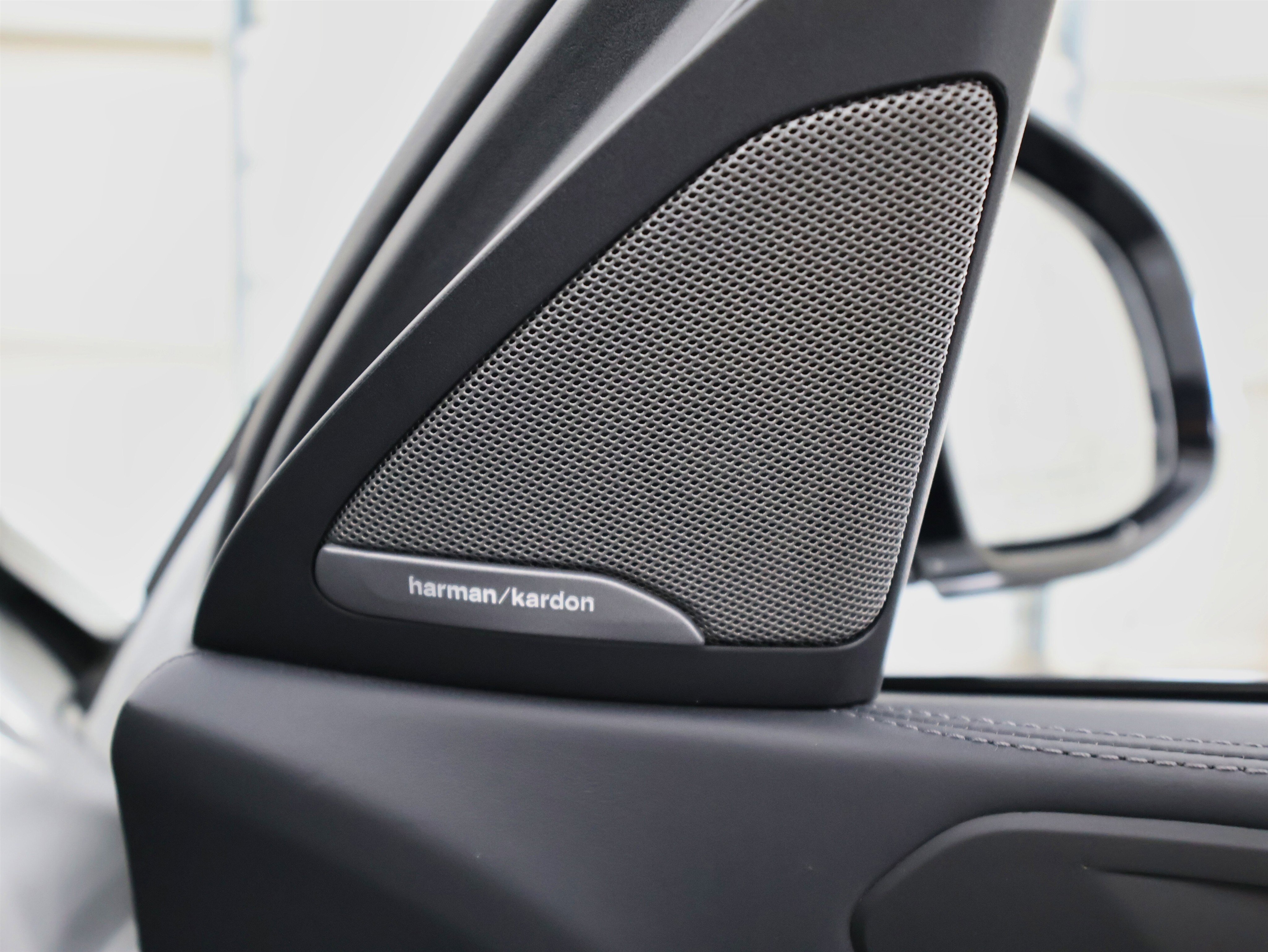 Used 2021 BMW X6 M w/ Executive Package image 53