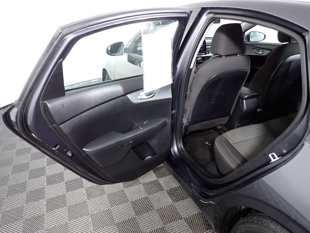 Used 2023 Kia Forte LXS FWD image 27