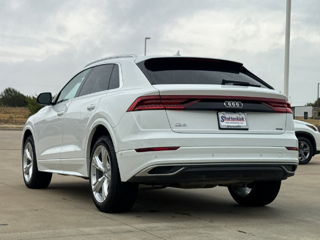 Used 2022 Audi Q8 Premium Plus AWD/4WD image 6