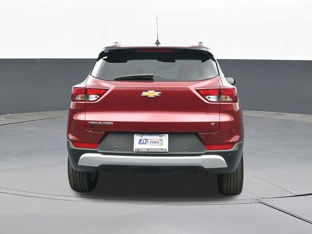 Used 2025 Chevrolet TrailBlazer LT w/ LT Cold Weather Package image 12